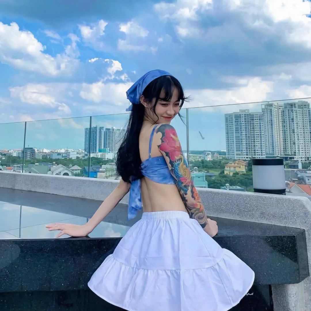 离奇伪术家